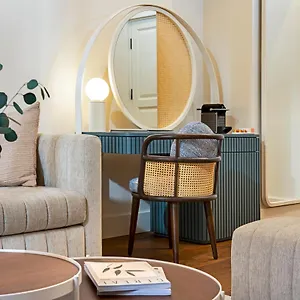 Ecole St. Pierre Otel